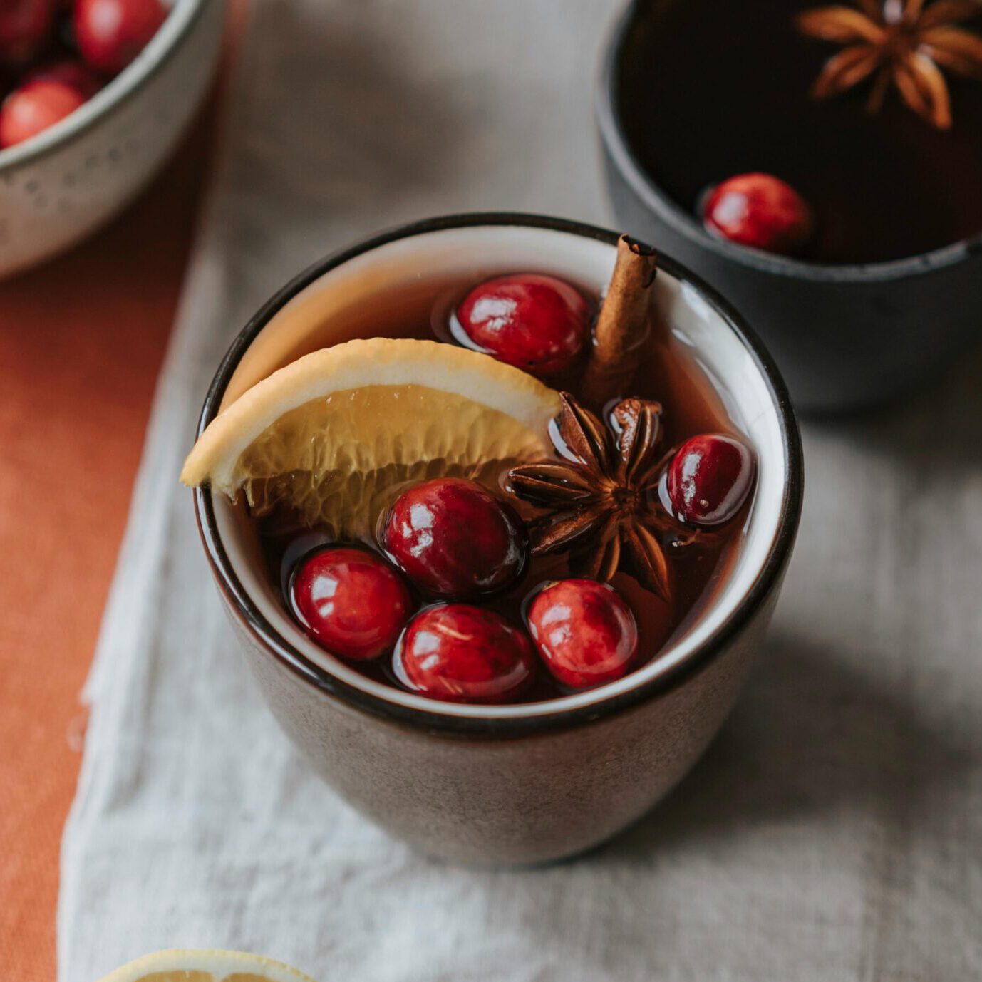 crimson leaves tea